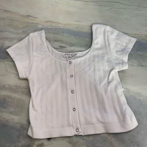 white crop top size L